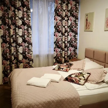 Marszalkowska Srodmiescie Warsaw